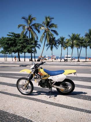 SUZUKI DR-Z 400E SUZUKI DR-Z 400E
